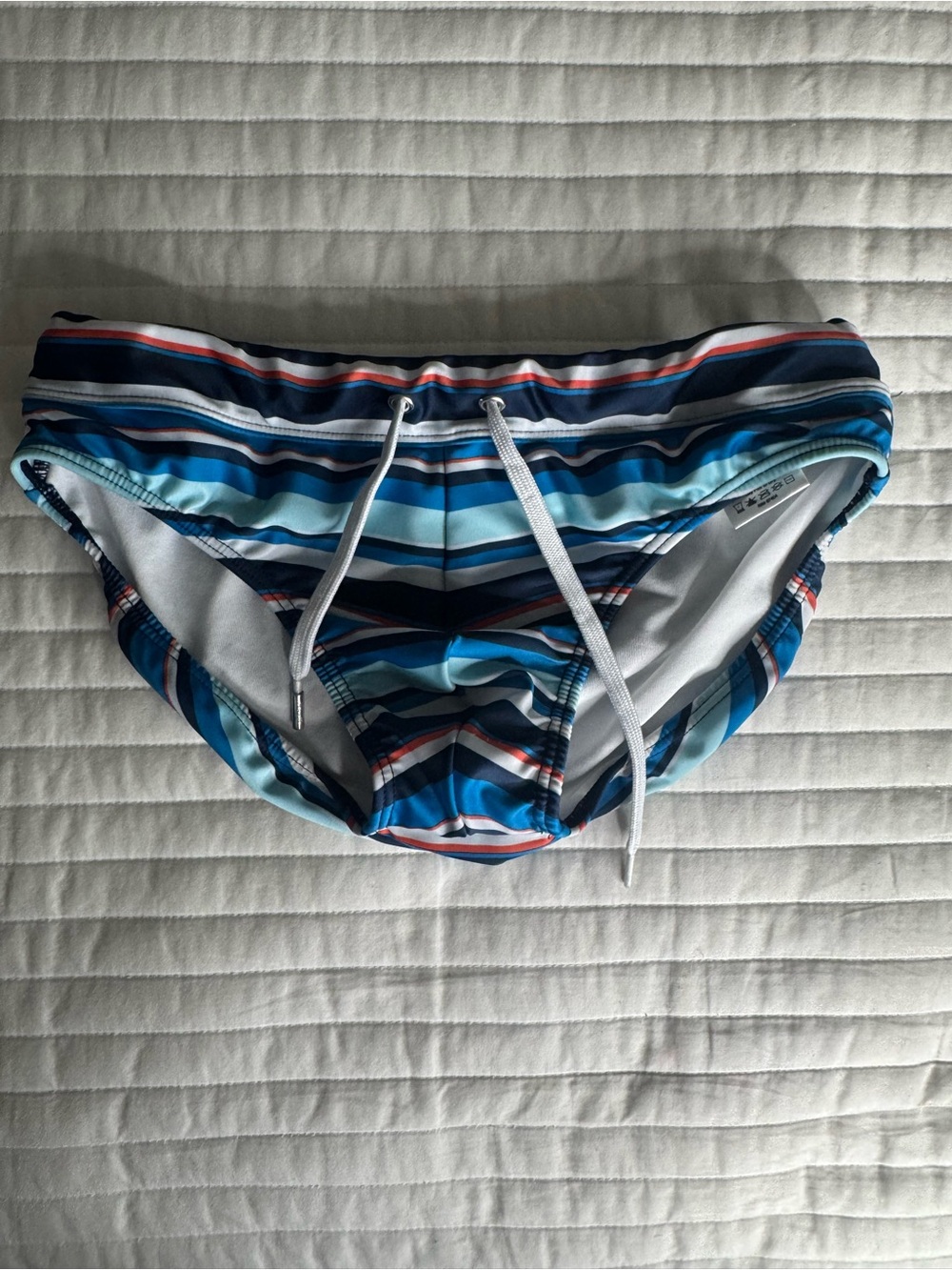 2EXIST Blue and White Striped Men's Swim Trunks